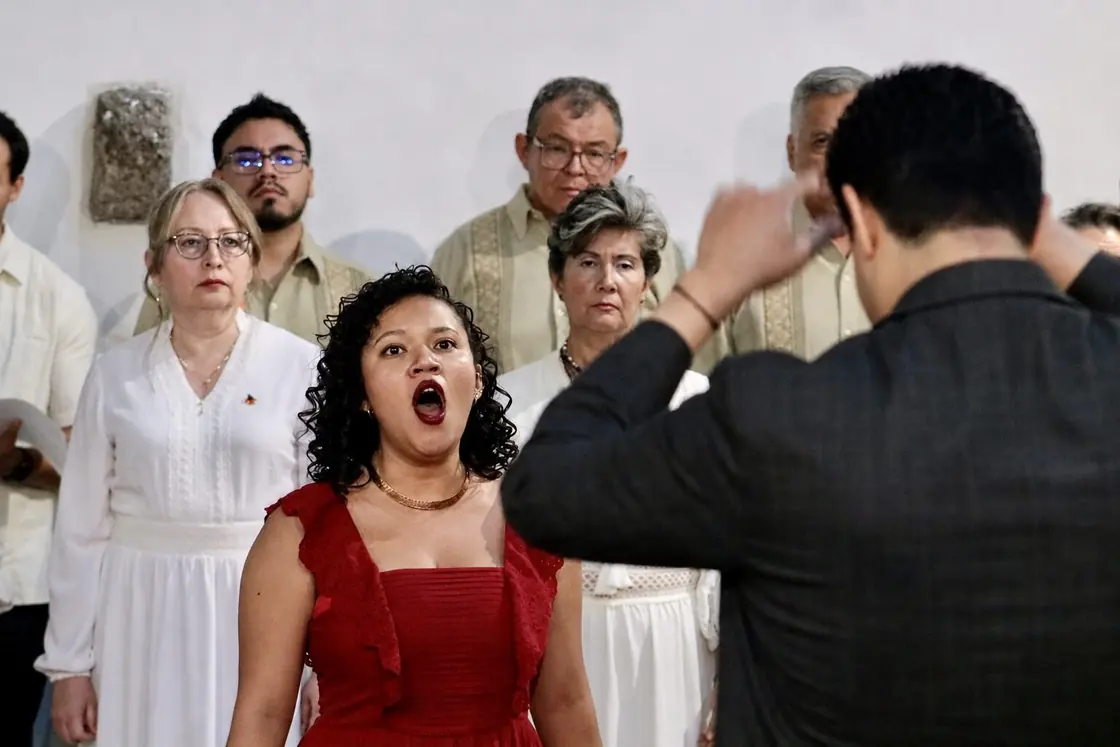 Natali Juárez en el aria